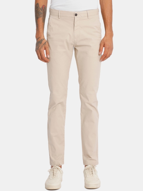 

Arrow Sport Men Beige Regular Fit Solid Chinos