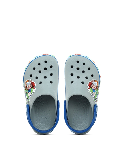 

Crocs Boys Grey & Blue Solid Clogs