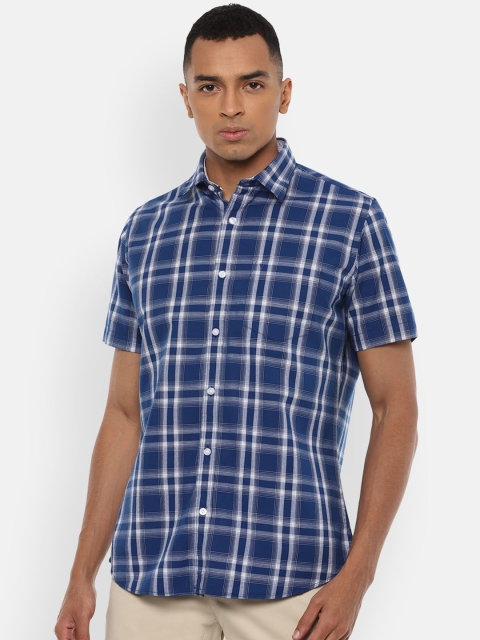 

Van Heusen Sport Men Blue Pure Cotton Slim Fit Checked Casual Shirt