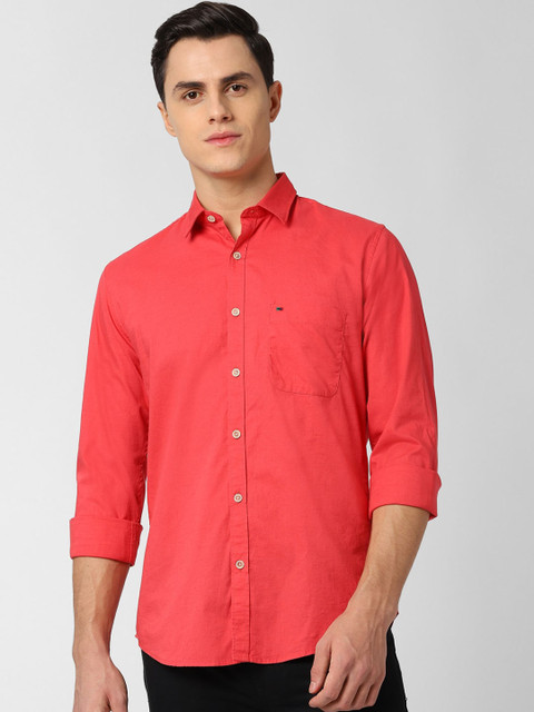 

Peter England Casuals Men Red Pure Cotton Slim Fit Solid Casual Shirt