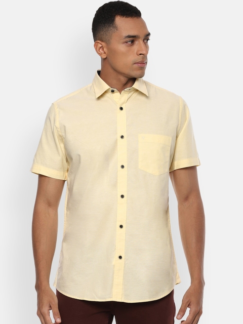 

Van Heusen Sport Men Yellow Pure Cotton Slim Fit Solid Casual Shirt