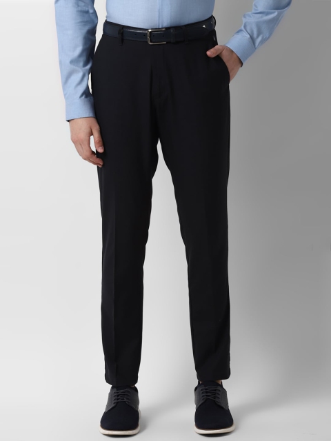 

Louis Philippe Sport Men Black Slim Fit Solid Regular Trousers