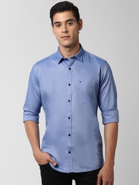 

Peter England Casuals Men Blue Slim Fit Solid Casual Shirt