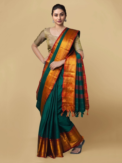 

Unnati Silks Green Silk Cotton Solid Narayan Peth Handloom Saree