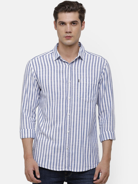 

Voi Jeans Men Blue & White Slim Fit Striped Casual Shirt