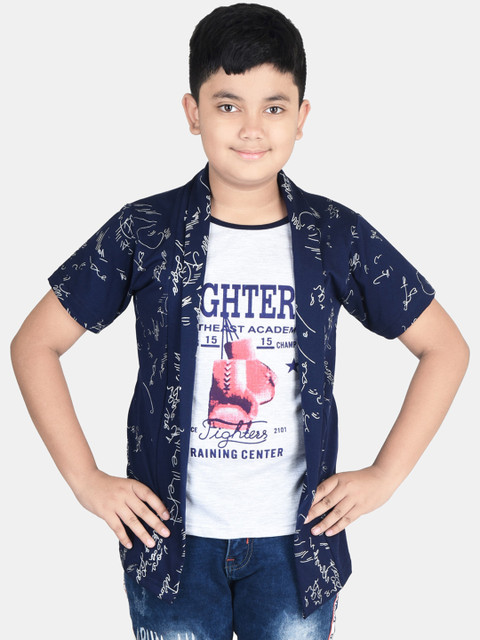 

Fabshio Boys White & Navy Blue Printed Round Neck T-shirt with Attached Shrug
