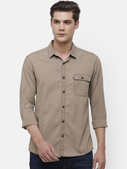 

Voi Jeans Men Taupe Slim Fit Solid Cotton Casual Shirt