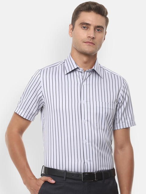 

Louis Philippe Men White & Black Regular Fit Striped Pure Cotton Casual Shirt