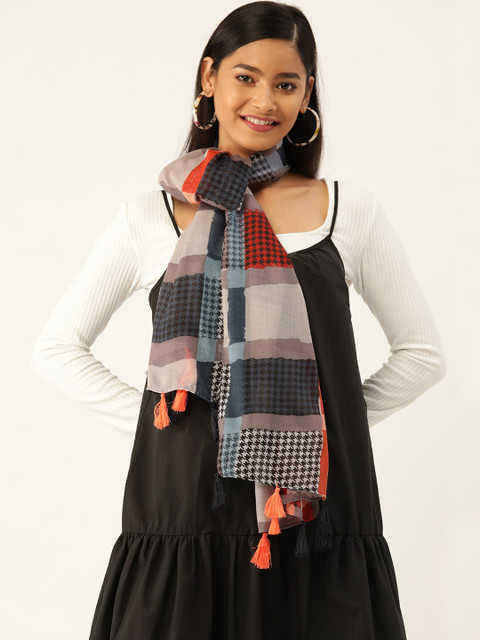 

Trend Arrest Women Black & Cream-Coloured Scarves - Set of 2