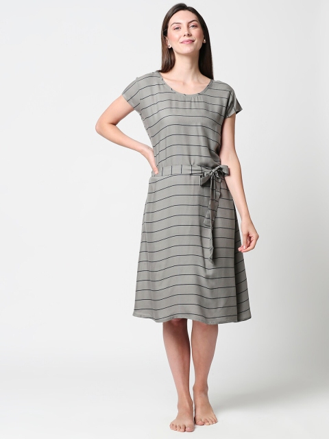 

Zeyo Grey & Black Striped Nightdress
