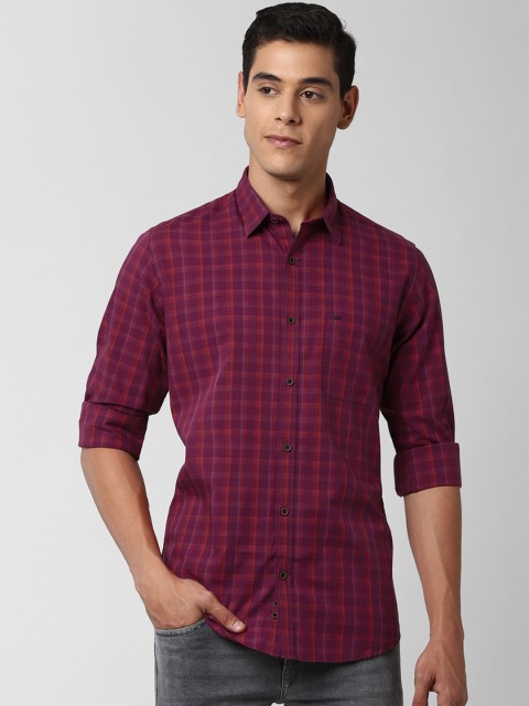 

Peter England Casuals Men Purple Slim Fit Checked Pure Cotton Casual Shirt