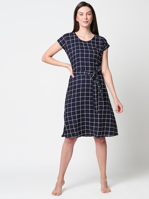 

Zeyo Navy Blue & White Checked Nightdress