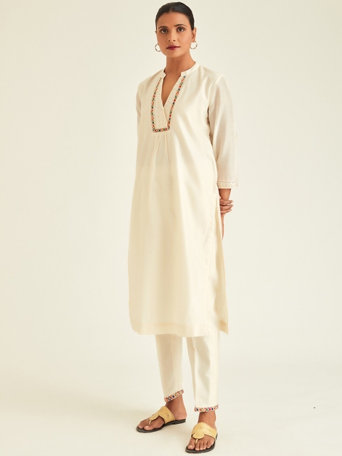 

Ancestry Women Off White Yoke Design Kurta
