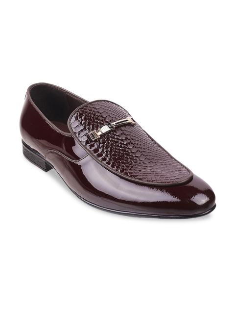 

Metro Men Maroon Textured Leather Formal Loafers