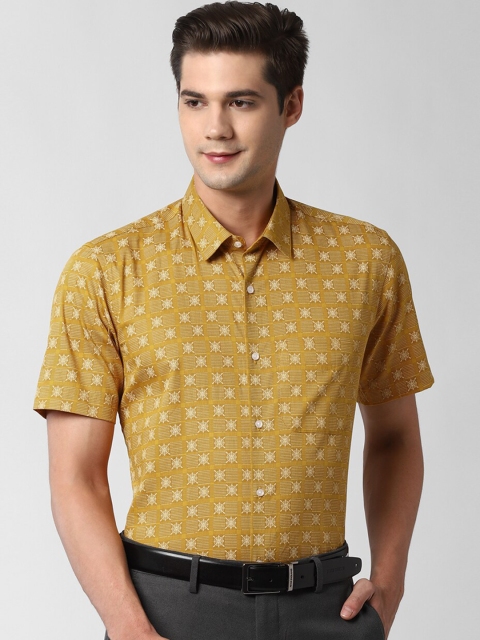 

Peter England Men Yellow Regular Fit Printed Formal Shirt