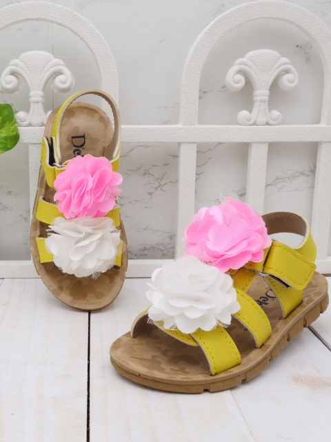 

DChica Girls Yellow Embellished Flats Open Toe Flats