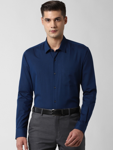 

Peter England Men Navy Blue Regular Fit Solid Formal Shirt