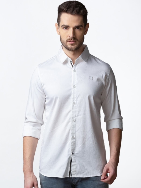 

SPYKAR Men White Slim Fit Solid Casual Shirt