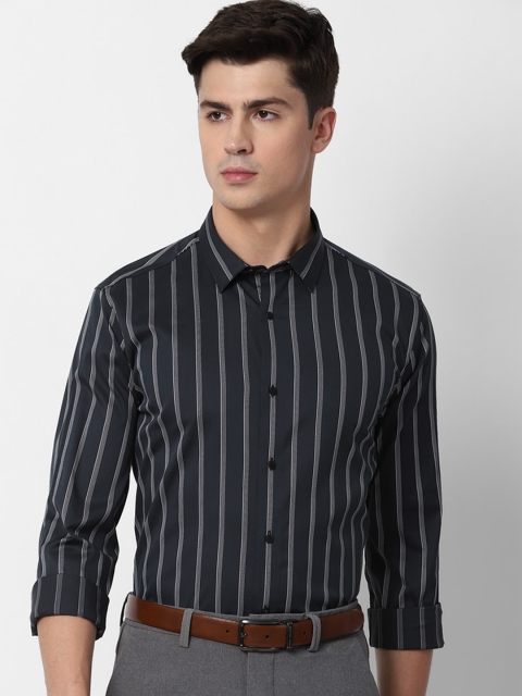 

Louis Philippe Sport Men Navy Blue Slim Fit Striped Casual Shirt