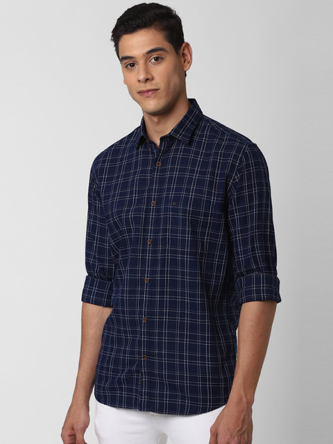 

Peter England Casuals Men Navy Blue Slim Fit Checked Pure Cotton Casual Shirt