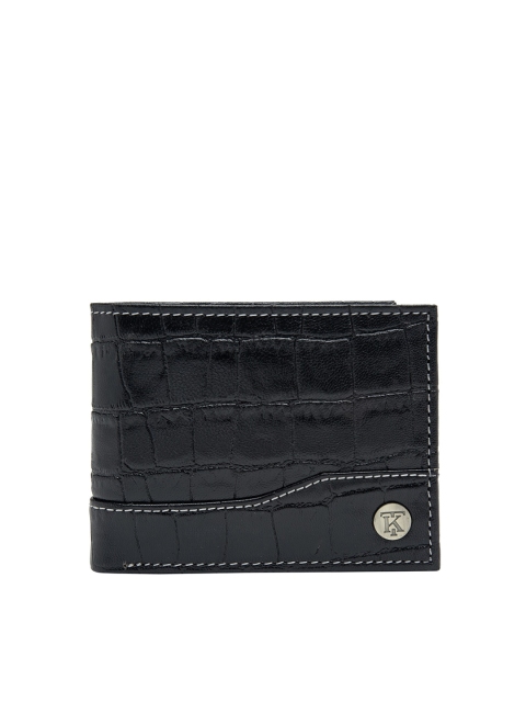 

Teakwood Leathers Men Black Textured Two Fold Wallet
