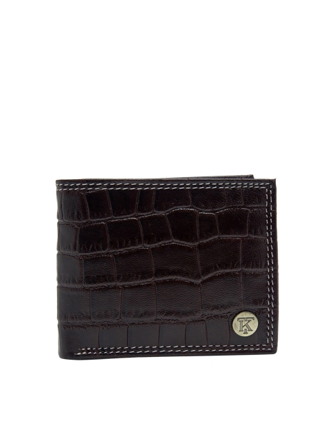 

Teakwood Leathers Men Maroon Textured Two Fold Wallet