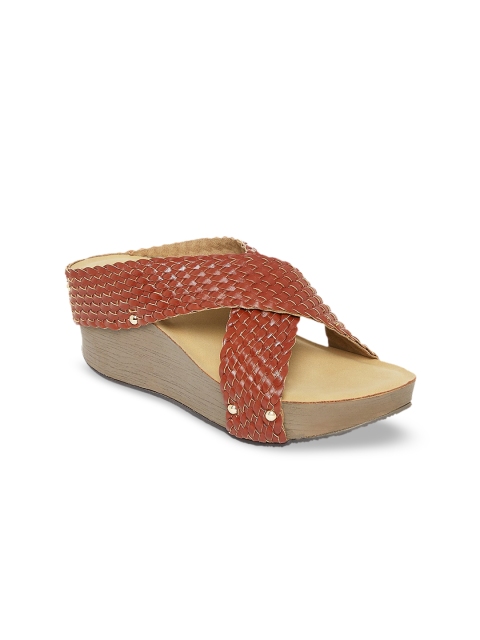 

Forever Glam by Pantaloons Women Brown Textured Sandals
