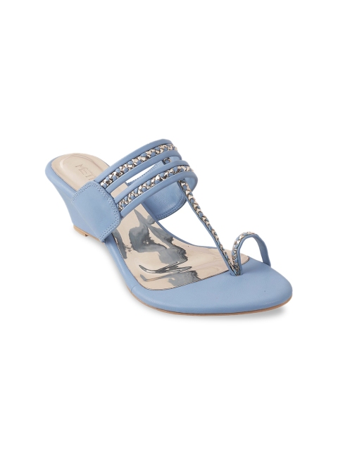 

Metro Women Blue & Silver-Toned Woven Design Sandals
