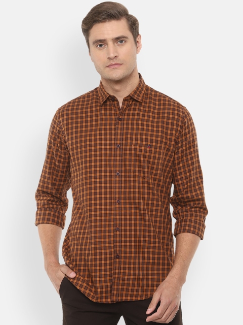 

Louis Philippe Sport Men Brown Slim Fit Checked Casual Shirt
