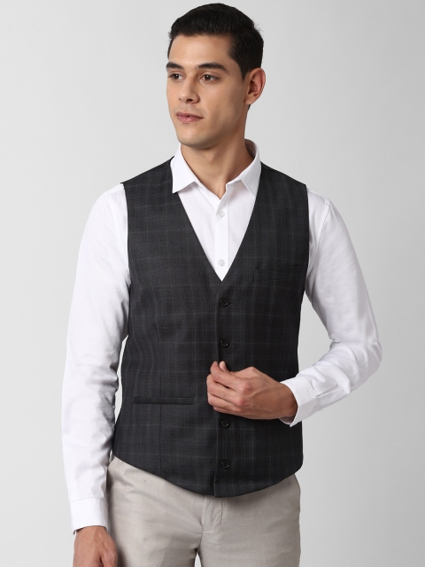 

Peter England Men Charcoal Grey Checked Slim-Fit Single-Breasted Waistcoat