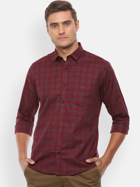 

Louis Philippe Sport Men Maroon Slim Fit Checked Casual Shirt