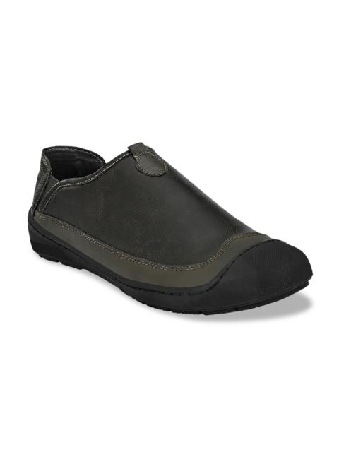 

Roadster Men Grey Slip-On Sneakers