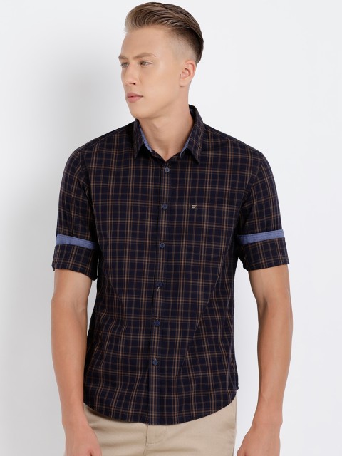 

t-base Men Navy Blue & Brown Regular Fit Checked Casual Shirt