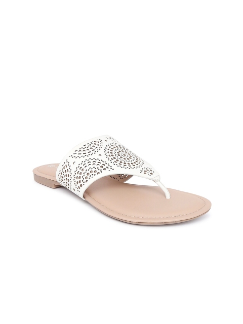 

Forever Glam by Pantaloons Women White Ethnic Laser Cuts Flats Open Toe Flats