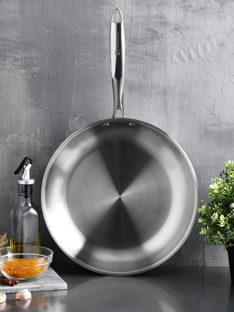 

BERGNER Silver-Toned Argent 5CX 5-Ply SS Frypan