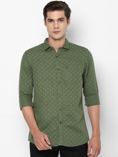 Solly Jeans Co. Men Green & Yellow Regular Fit Printed Casual Shirt