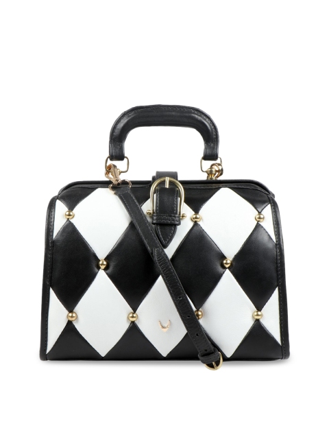 

Hidesign Black & White Printed Handheld Bag