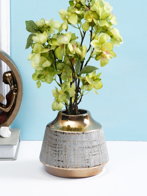 

TAYHAA Gold-Toned Textured Contemporary Ceramic Flower Vase