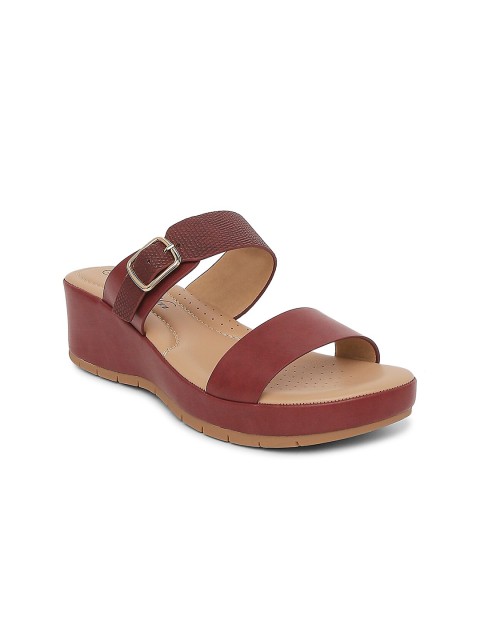 

Forever Glam by Pantaloons Women Burgundy Solid Sandals