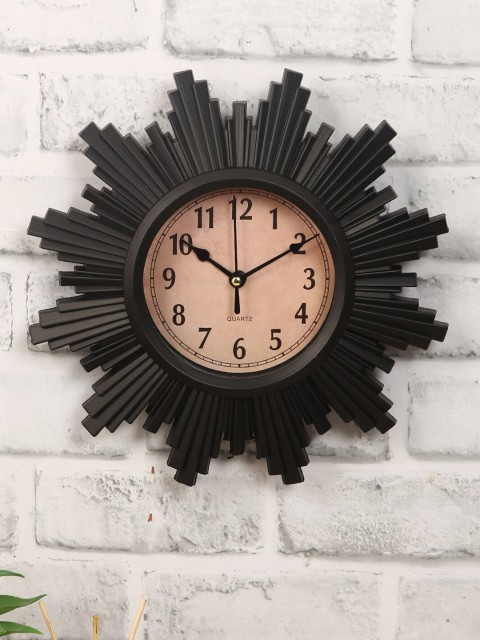

House Of Accessories Black Textured Vintage 25 cm Analogue Wall Clock