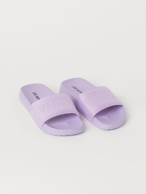 

H&M Girls Lavender Self Design Pool Shoes