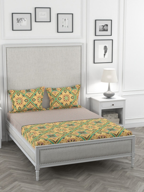 

Portico New York Yellow & Pink Ethnic Motifs 210 TC Cotton 1 King Bedsheet with 2 Pillow Covers