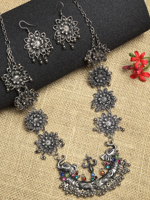 

NEUDIS Oxidised Silver-Plated Stoned-Studded Jewellery Set