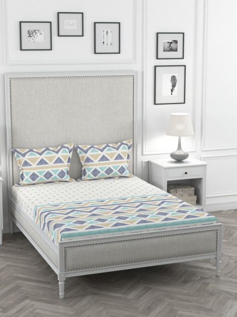 

Portico New York White & Blue Geometric King Bedsheet with 2 Pillow Covers