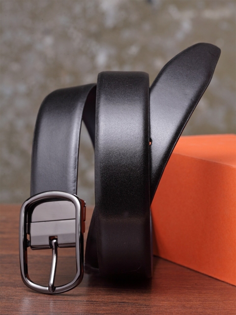 

Teakwood Leathers Men Black & Blue Reversible Leather Solid Belt