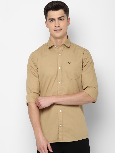 

Solly Jeans Co. Men Khaki Regular Fit Solid Casual Shirt