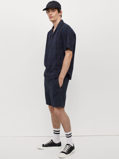 

H&M Men Blue Checked Regular Fit Resort Shirt