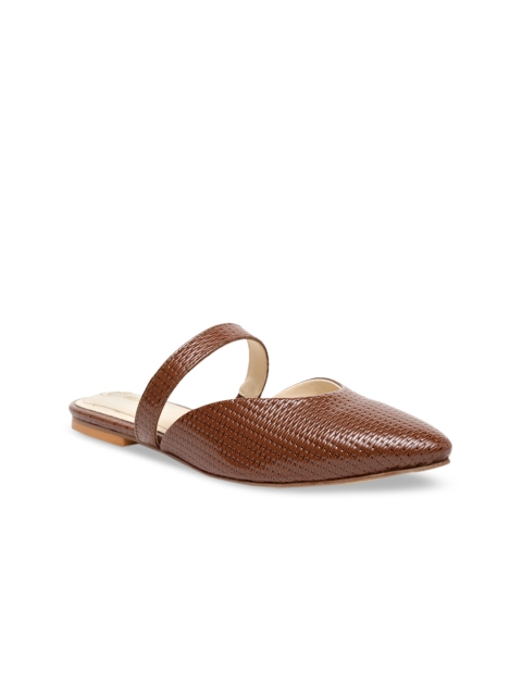 

BEAVER Women Brown Printed Mules