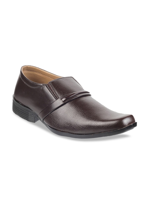 

WALKWAY by Metro Men Brown Solid Formal Slip-On