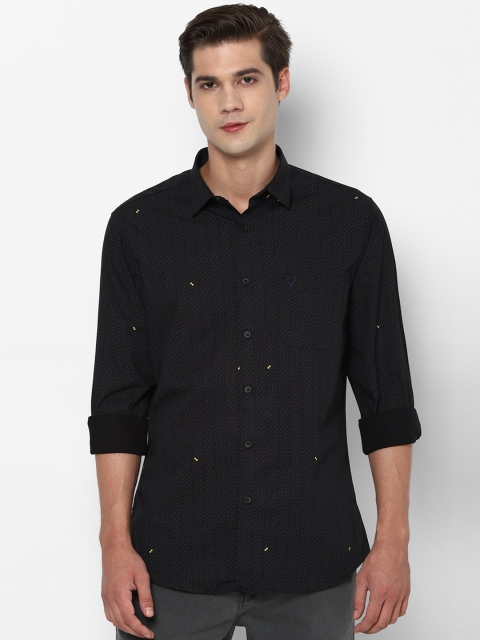 

Allen Solly Men Black Slim Fit Printed Casual Shirt